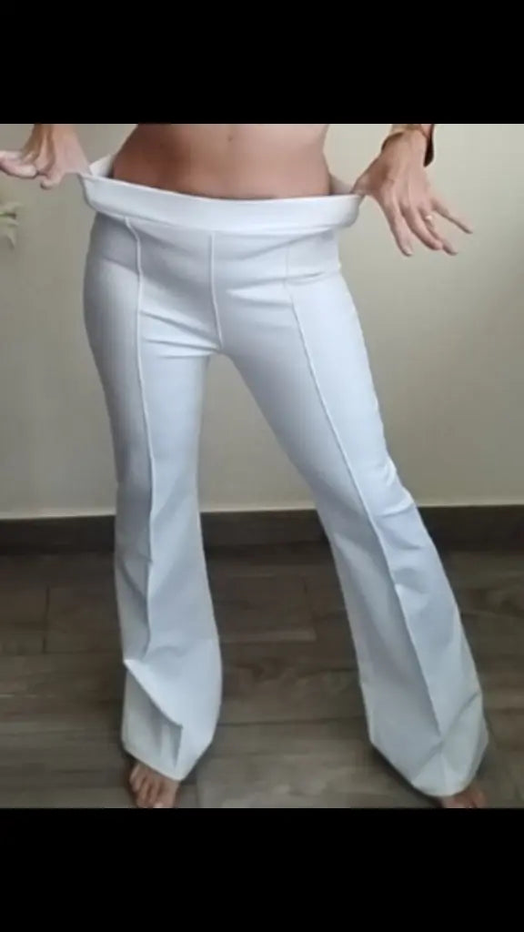 Pantalón elástico elegante