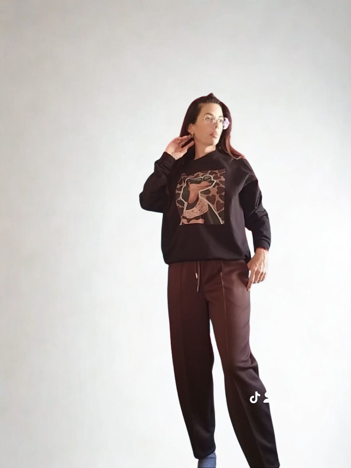 Sudadera Tokio con perrito